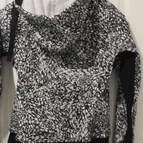 Athleta Fleece Zip up Sweatshirt - Picture 3 of 3